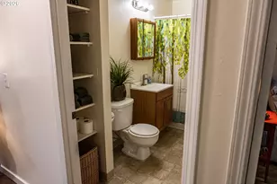 7421 SE Martins St, Portland, OR 97206 - Photo 15