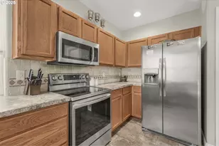 1273 Constitution Ave, Woodburn, OR 97071 - Photo 9