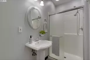 727 SE 34th Ave, Portland, OR 97214 - Photo 25