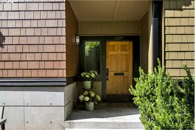 727 SE 34th Ave, Portland, OR 97214 - Photo 3