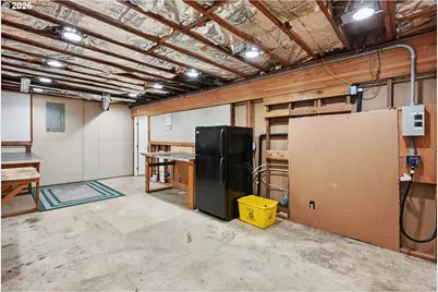 2203 N Emerson St, Portland, OR 97217 - Photo 37