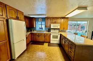 4990 Mitchell Loop Rd, Florence, OR 97439 - Photo 9