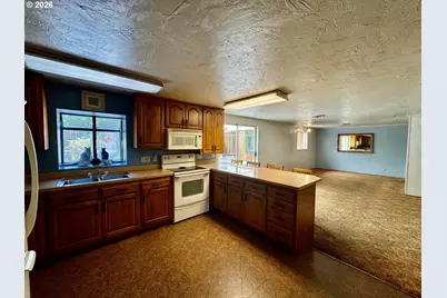 4990 Mitchell Loop Rd, Florence, OR 97439 - Photo 7