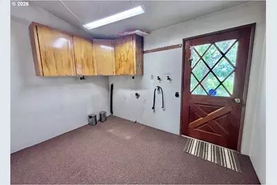 4990 Mitchell Loop Rd, Florence, OR 97439 - Photo 5