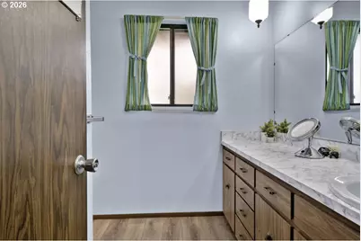 4448 Knoop Ave, Eugene, OR 97402 - Photo 41