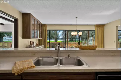 4448 Knoop Ave, Eugene, OR 97402 - Photo 15