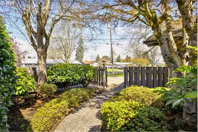 4448 Knoop Ave, Eugene, OR 97402 - Photo 11