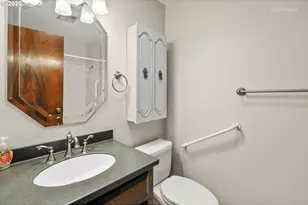 14755 SW Carolwood Dr, Beaverton, OR 97007 - Photo 19