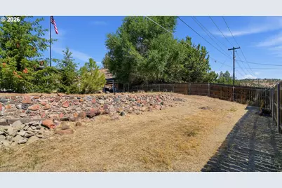 2001 NE Laughlin Rd, Prineville, OR 97754 - Photo 33