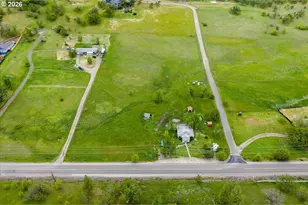 963 Stevens Rd, Eagle Point, OR 97524 - Photo 7