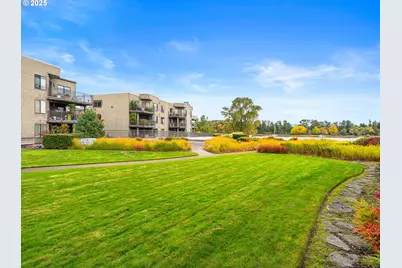 5630 S Riverside Ln #10, Portland, OR 97239 - Photo 25