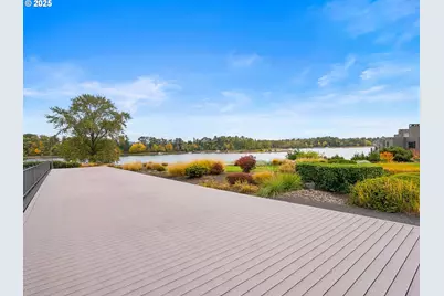 5630 S Riverside Ln #10, Portland, OR 97239 - Photo 27