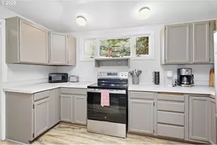 2683 Alder St, Eugene, OR 97405 - Photo 11
