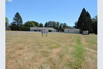 940 W Main St, Sheridan, OR 97378 - Photo 3