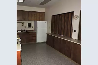940 W Main St, Sheridan, OR 97378 - Photo 11