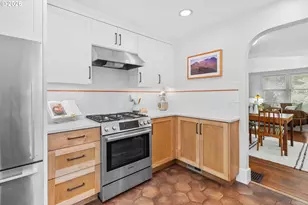 2210 NE 54th Ave, Portland, OR 97213 - Photo 13