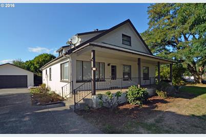 304 E Scott Ave, Woodland, WA 98674 - Photo 1