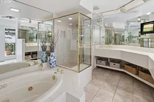 12534 S Iron Mountain Blvd, Portland, OR 97219 - Photo 25