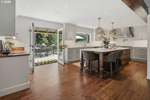 12534 S Iron Mountain Blvd, Portland, OR 97219 - Photo 9