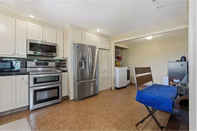 3690 SW 188th Ave, Beaverton, OR 97078 - Photo 7
