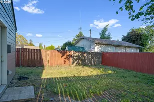 2010 E 1st Ave, Albany, OR 97321 - Photo 31