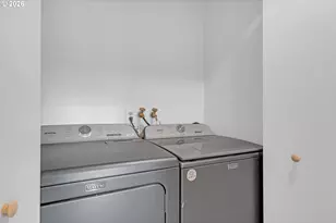 2010 E 1st Ave, Albany, OR 97321 - Photo 29
