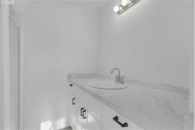 2010 E 1st Ave, Albany, OR 97321 - Photo 13