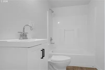 2010 E 1st Ave, Albany, OR 97321 - Photo 13