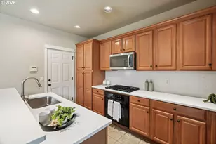 6058 NE Whitewood Dr, Hillsboro, OR 97124 - Photo 13