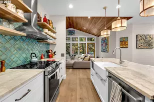 922 SW Spelling Pl, Cascade Locks, OR 97014 - Photo 17