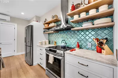 922 SW Spelling Pl, Cascade Locks, OR 97014 - Photo 11