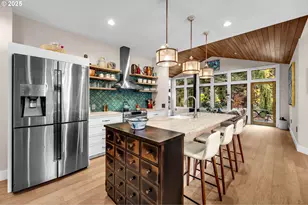 922 SW Spelling Pl, Cascade Locks, OR 97014 - Photo 3