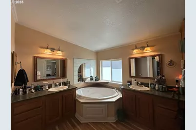 181 Vada St, Carson, WA 98610 - Photo 9