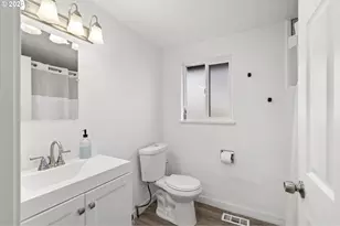 2130 SE 19th St, Hermiston, OR 97838 - Photo 9