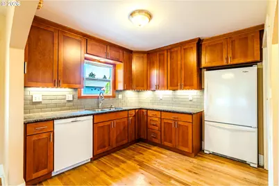 1530 S Troutdale Rd, Troutdale, OR 97060 - Photo 15