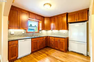 1530 S Troutdale Rd, Troutdale, OR 97060 - Photo 15