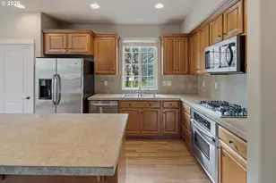 6344 NE Meadowgate Ct, Hillsboro, OR 97124 - Photo 13