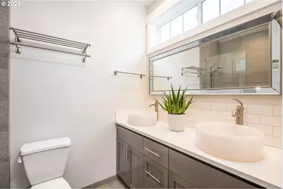 2355 Pioneer Pike, Eugene, OR 97401 - Photo 21