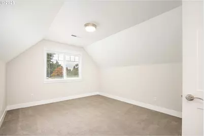 2355 Pioneer Pike, Eugene, OR 97401 - Photo 31