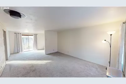30336 Driftwood Dr, Gold Beach, OR 97444 - Photo 3
