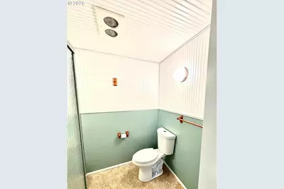 30336 Driftwood Dr, Gold Beach, OR 97444 - Photo 13