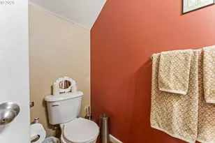 21795 NE Larkspur Ln, Fairview, OR 97024 - Photo 27