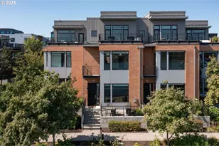 1658 NW Riverscape St, Portland, OR 97209 - Photo 1