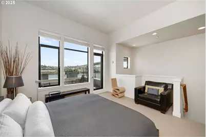 1658 NW Riverscape St, Portland, OR 97209 - Photo 23