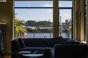 1658 NW Riverscape St, Portland, OR 97209 - Photo 9