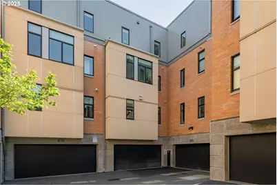 1658 NW Riverscape St, Portland, OR 97209 - Photo 35