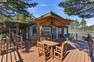 73028 Crannog Rd, North Bend, OR 97459 - Photo 29