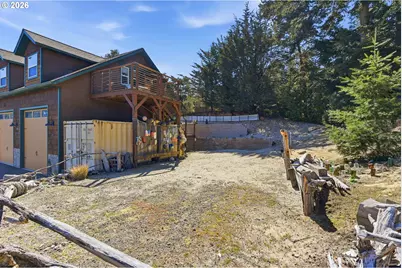 73028 Crannog Rd, North Bend, OR 97459 - Photo 35