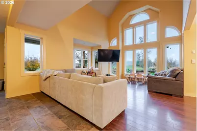 40759 McDowell Creek Dr, Lebanon, OR 97355 - Photo 7