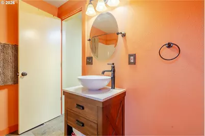 40759 McDowell Creek Dr, Lebanon, OR 97355 - Photo 17